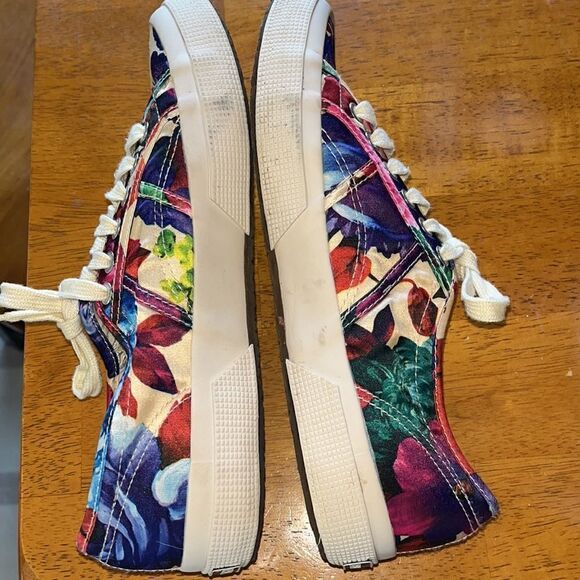 EXCELLENT CONDITION WOMEN’S SIZE 8 SUPERGA LACE-UP FLORAL SHOES - Picture 5 of 8